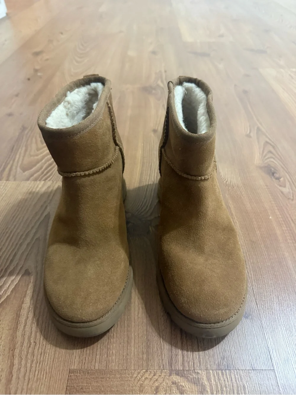 UGG suede heeled